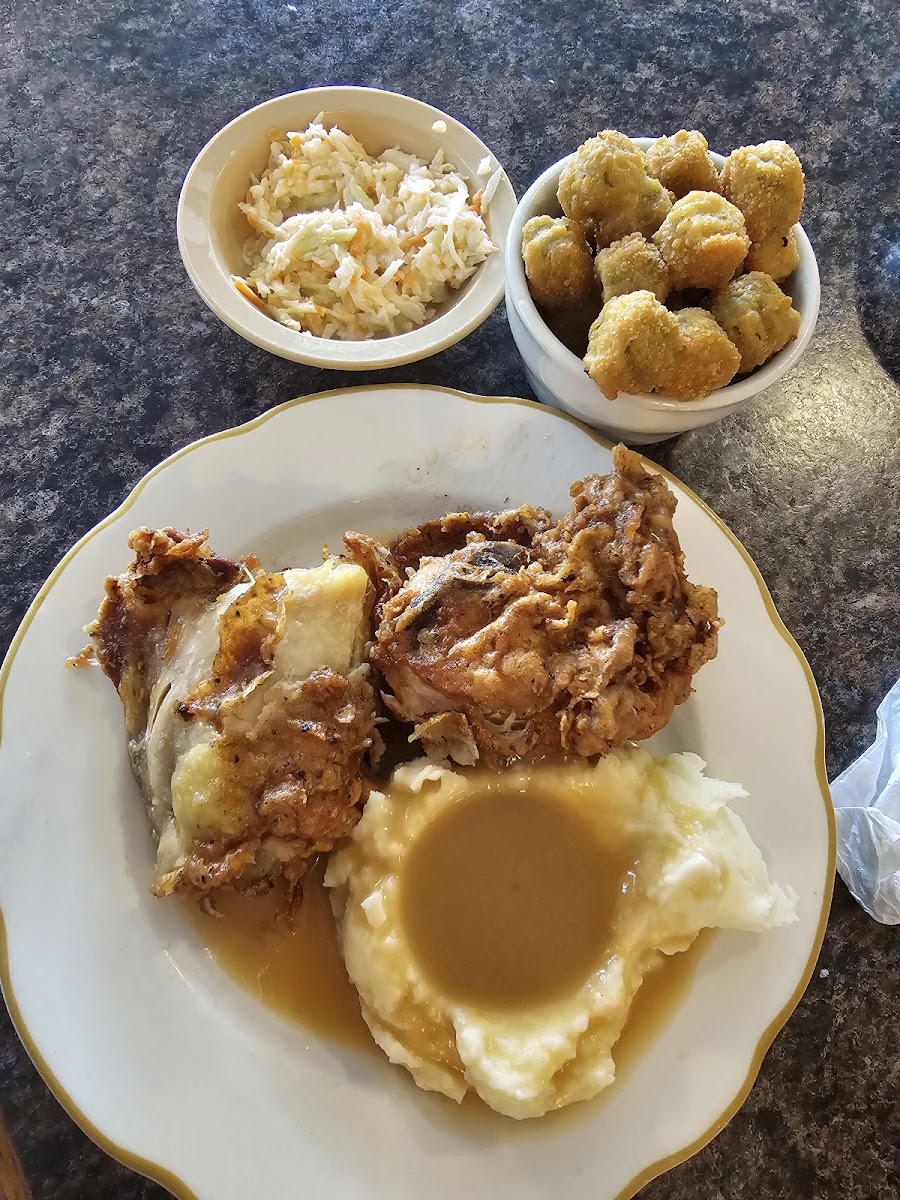 Home Town Diner-5