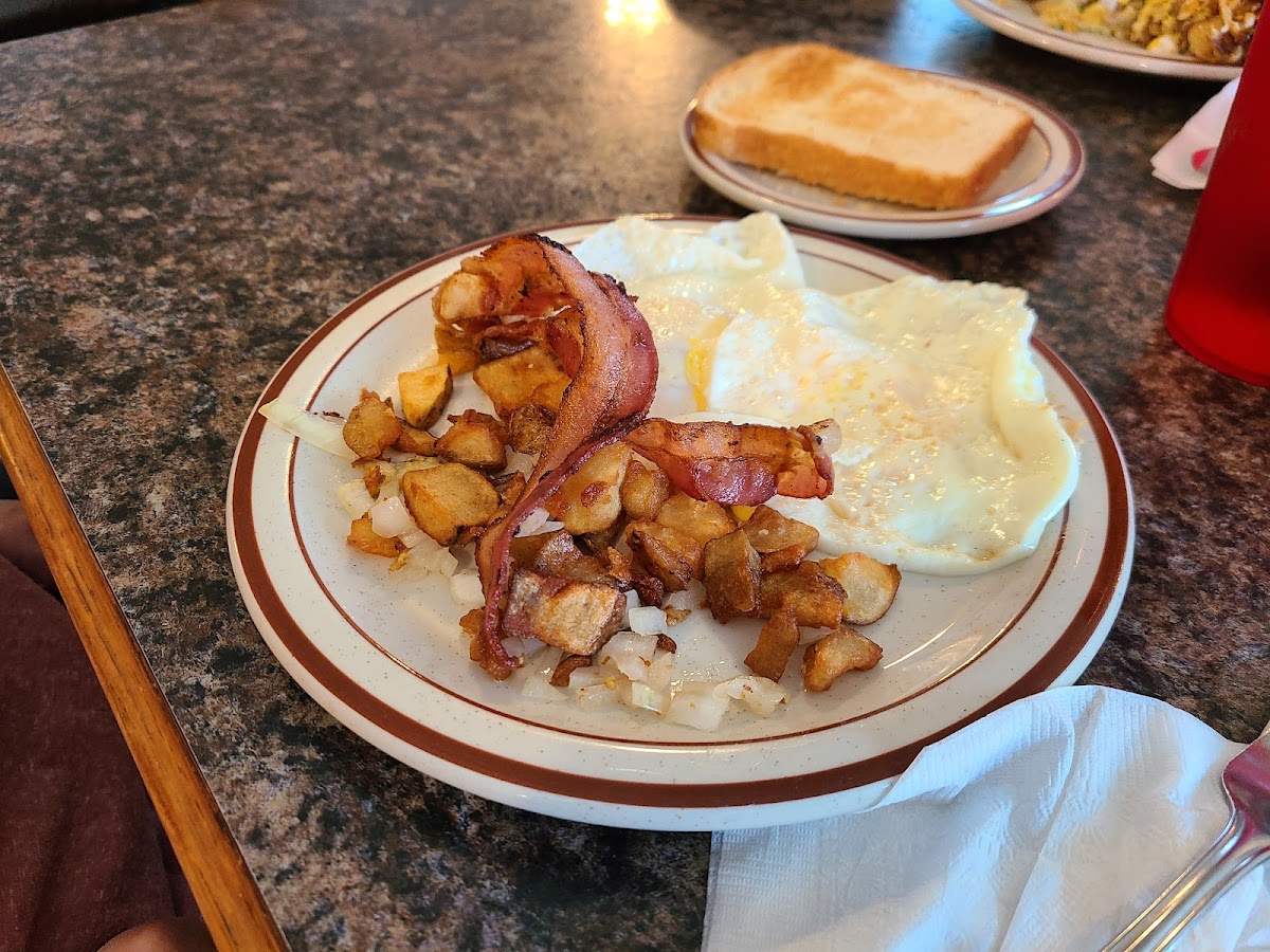Home Town Diner-7